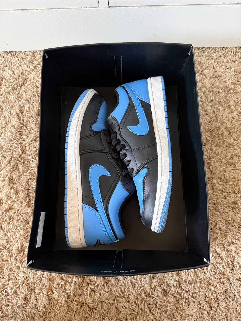 Nike Men’s Air Jordan 1 Low ‘University Blue’ Sneakers